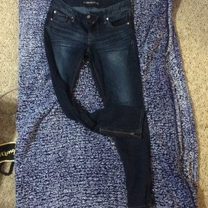 Express jeans with zipper accent on ankle